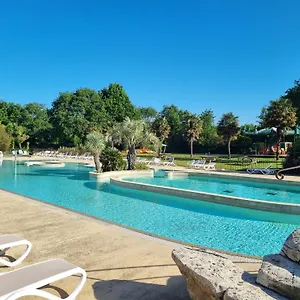 De L Orangerie De Lanniron Mobilhome Esprit Zen R26 , Quimper France